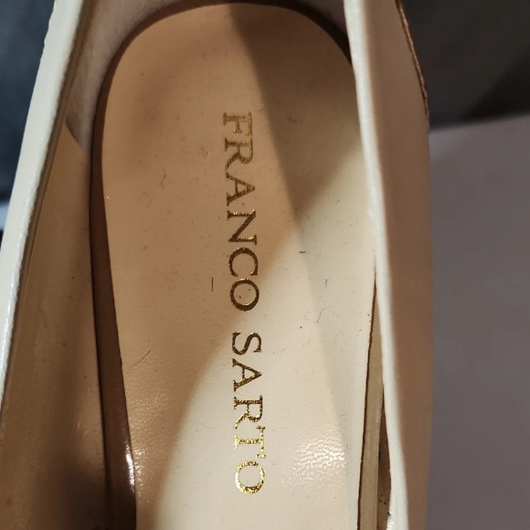 Franco Sarto Beige Peep-Toe Heels with Bow - Picture 2 of 7